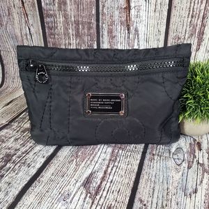 MARC BY MARC JACOBS - case